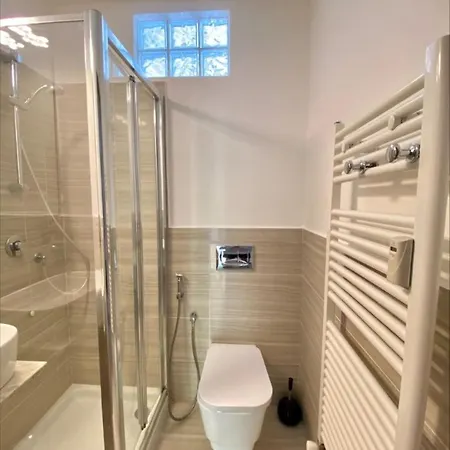 La Nena * לה ספציה