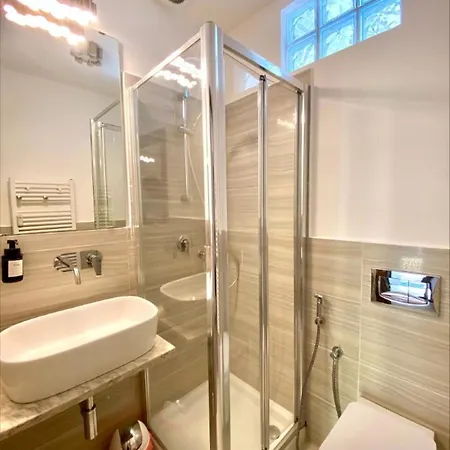 内纳公寓 斯培西亚